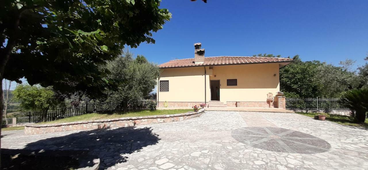 Villa Pacchini Poggio Mirteto ภายนอก รูปภาพ